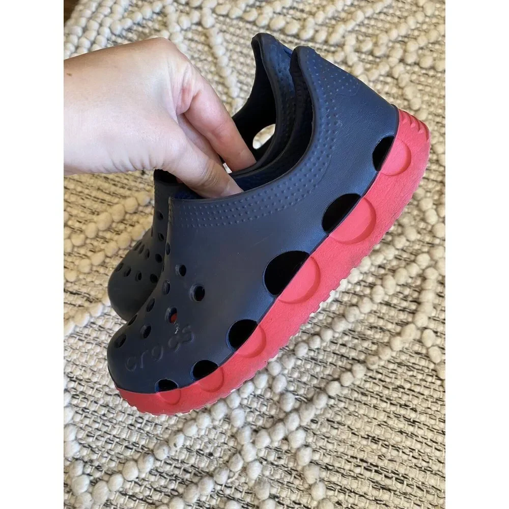 CROCS medium boys blue